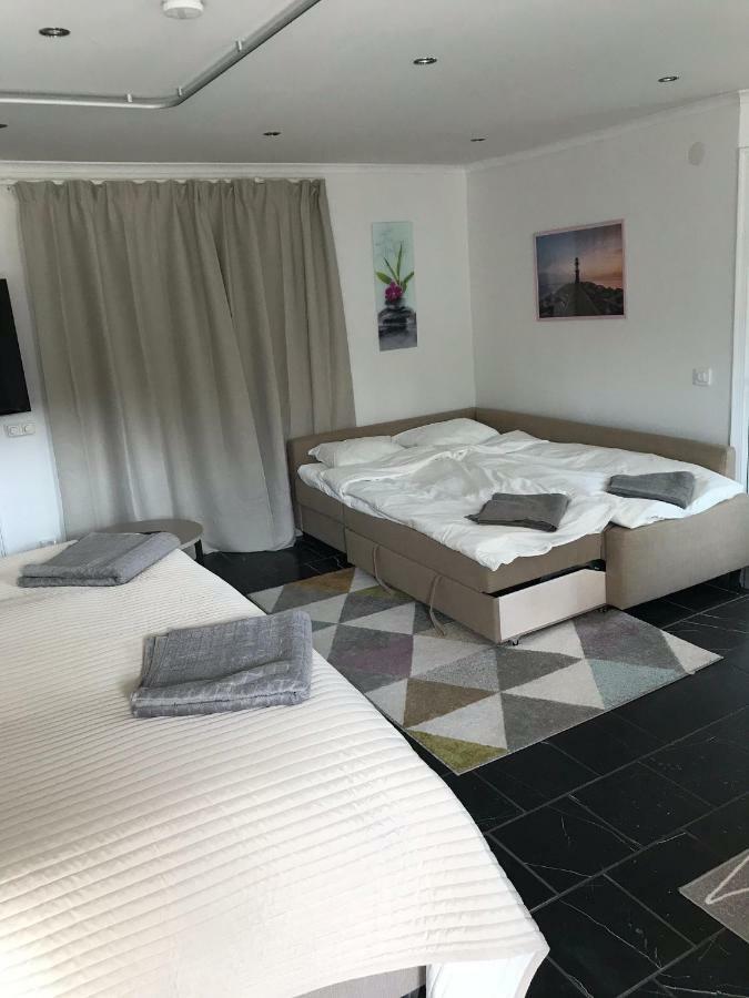 Tyreso Lagenhet I Villa Pa Fornudden מראה חיצוני תמונה