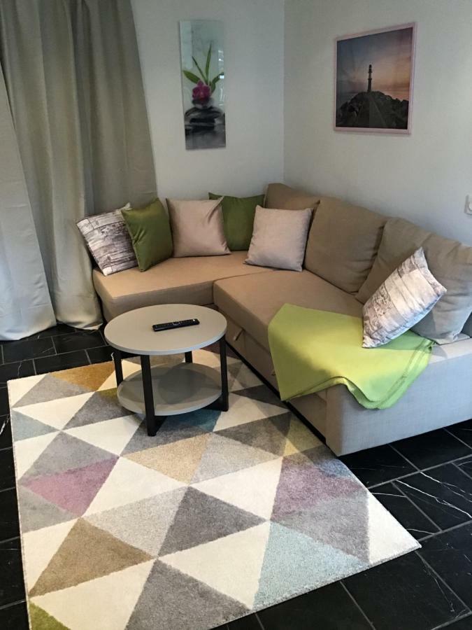 Tyreso Lagenhet I Villa Pa Fornudden מראה חיצוני תמונה
