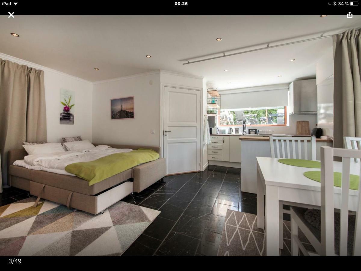 Tyreso Lagenhet I Villa Pa Fornudden מראה חיצוני תמונה